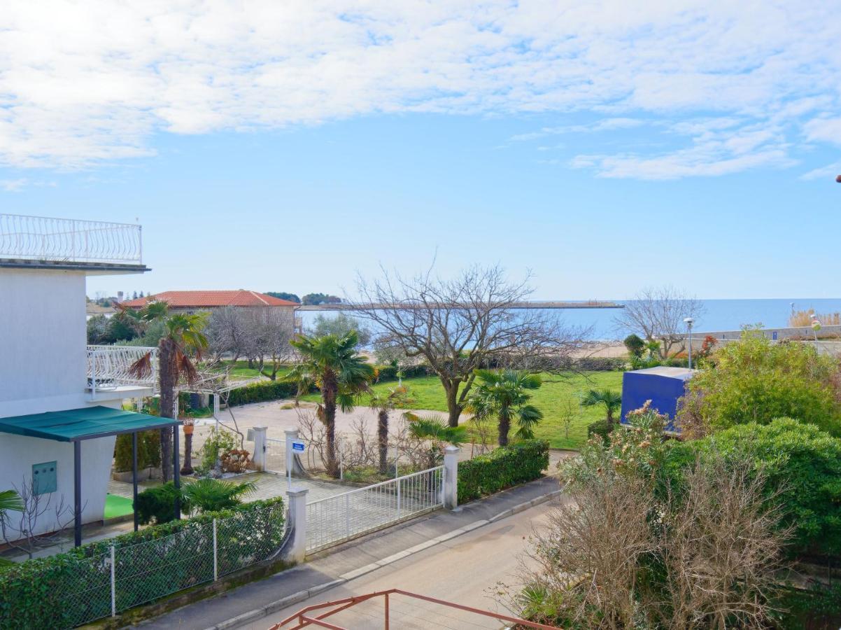 Apartments Grassi By Rent Istria Умаг Номер фото