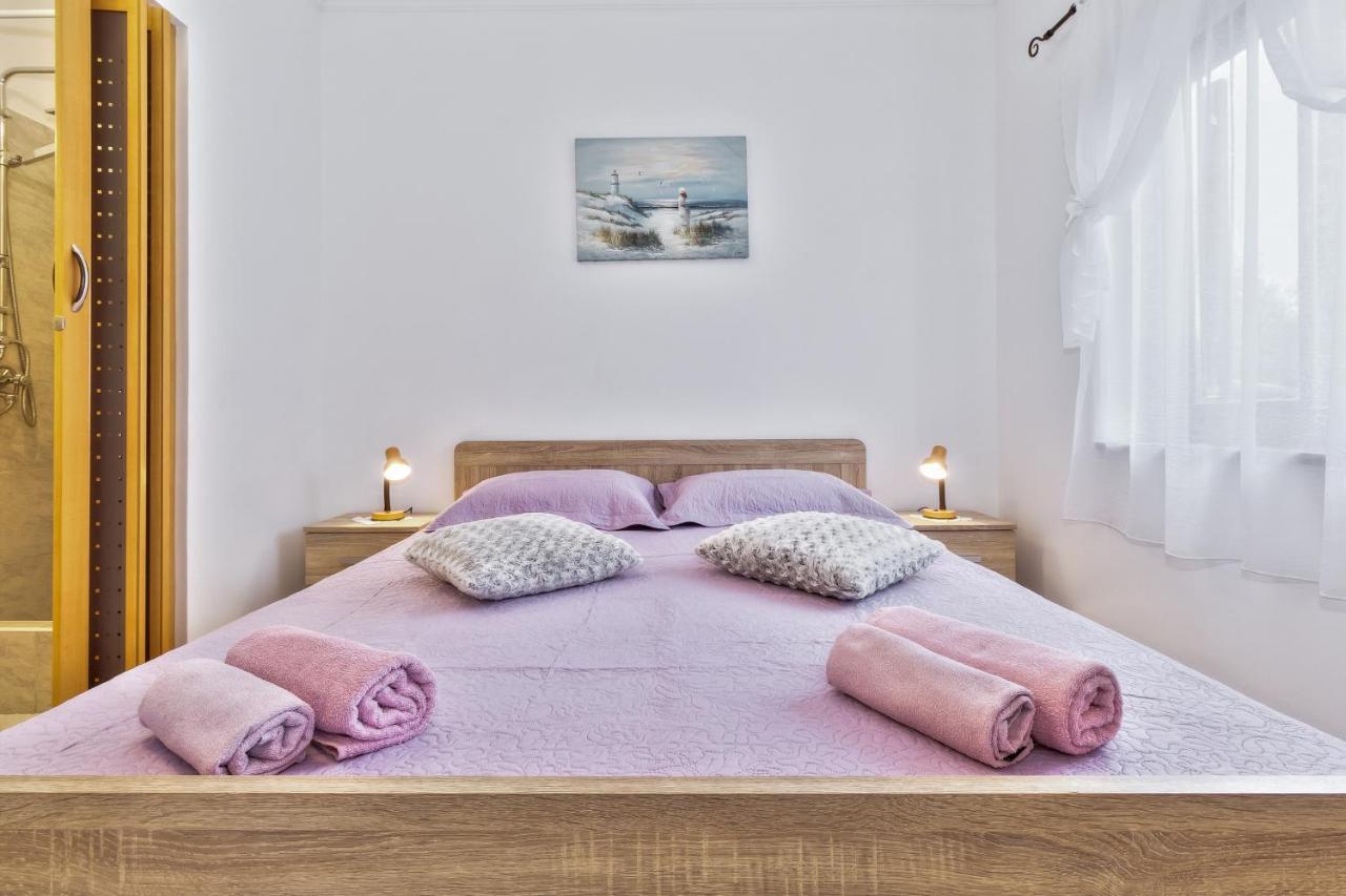 Apartments Grassi By Rent Istria Умаг Екстер'єр фото