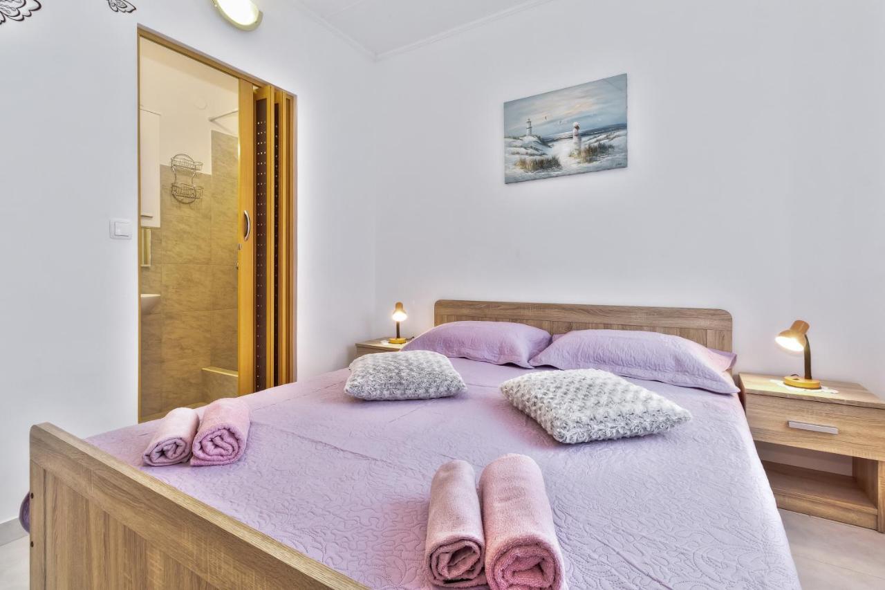 Apartments Grassi By Rent Istria Умаг Екстер'єр фото