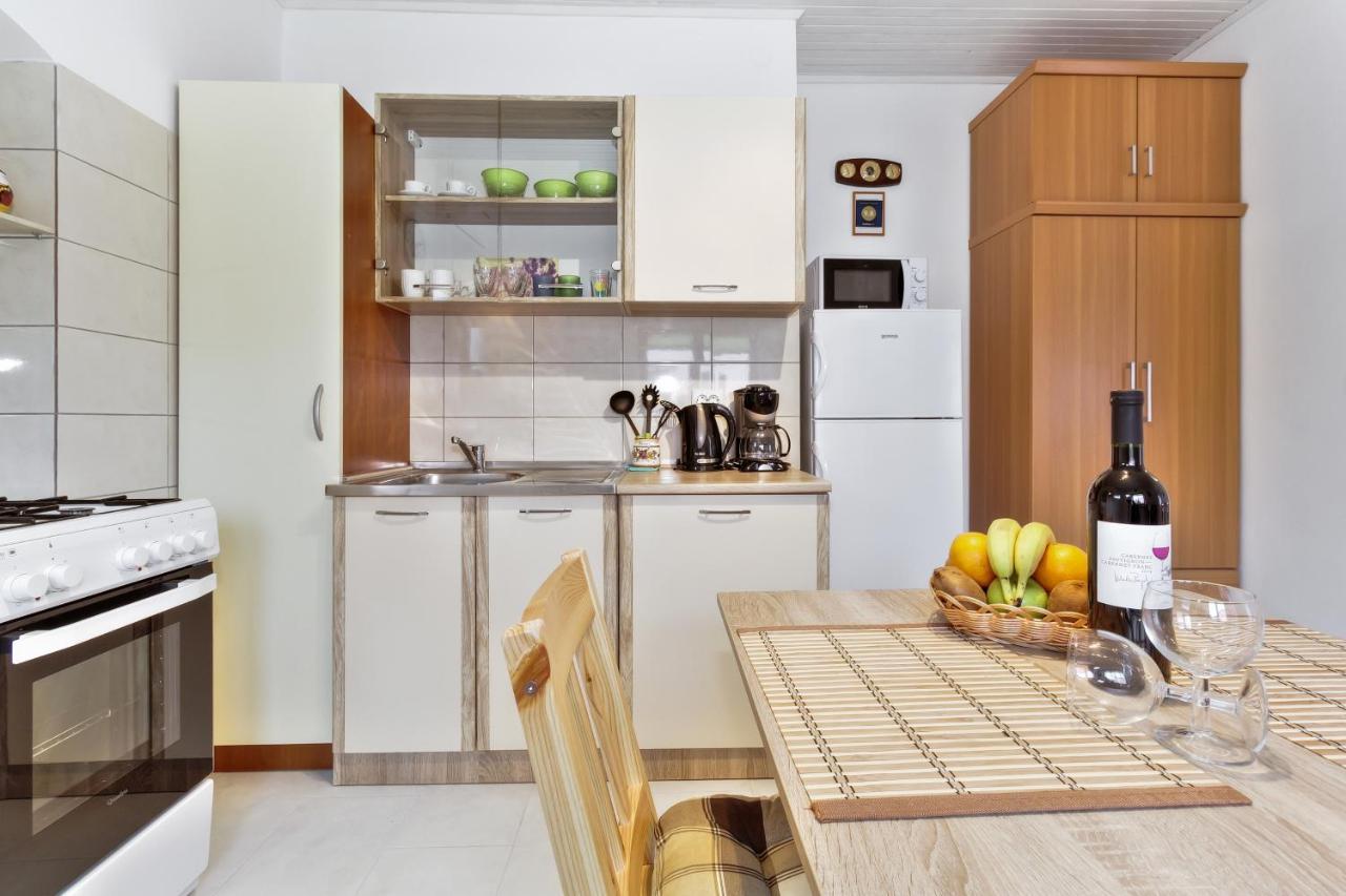 Apartments Grassi By Rent Istria Умаг Екстер'єр фото