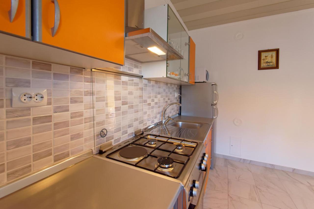 Apartments Grassi By Rent Istria Умаг Екстер'єр фото